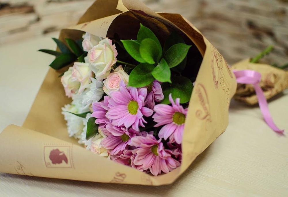 Букет цветов из: Розы и Хризантемы в Ермолино Новгородская область