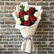 Букет цветов из:  Розы в Ермолино Новгородская область