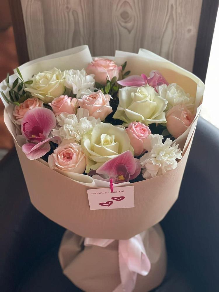 Букет цветов из: Орхидеи, Розы и Гвоздики в Ермолино Новгородская область