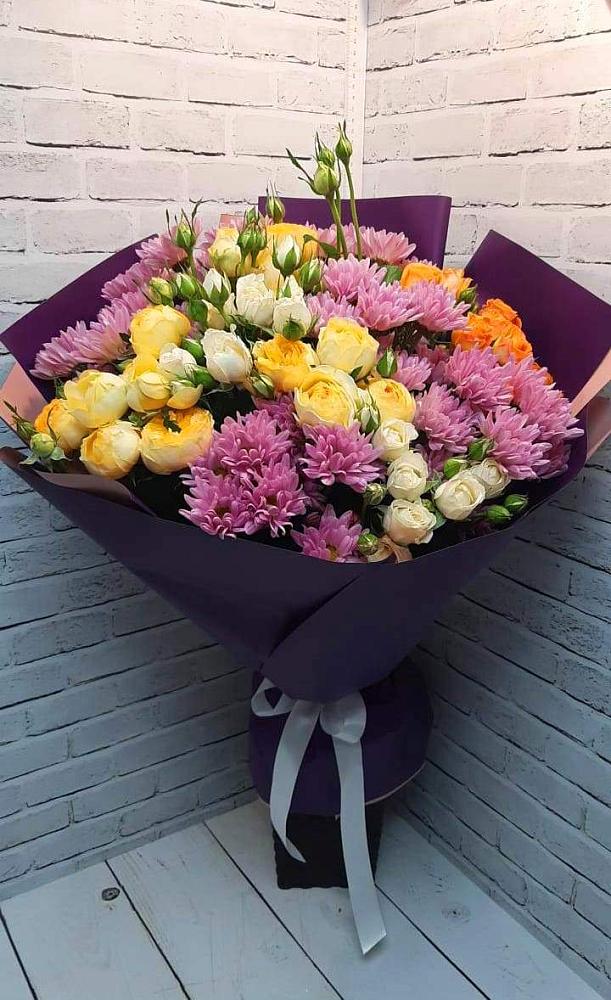 Букет цветов из: Хризантемы и Розы в Ермолино Новгородская область