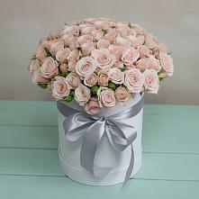 Цветочная композиция из Розы в шляпной коробке в Ермолино Новгородская область