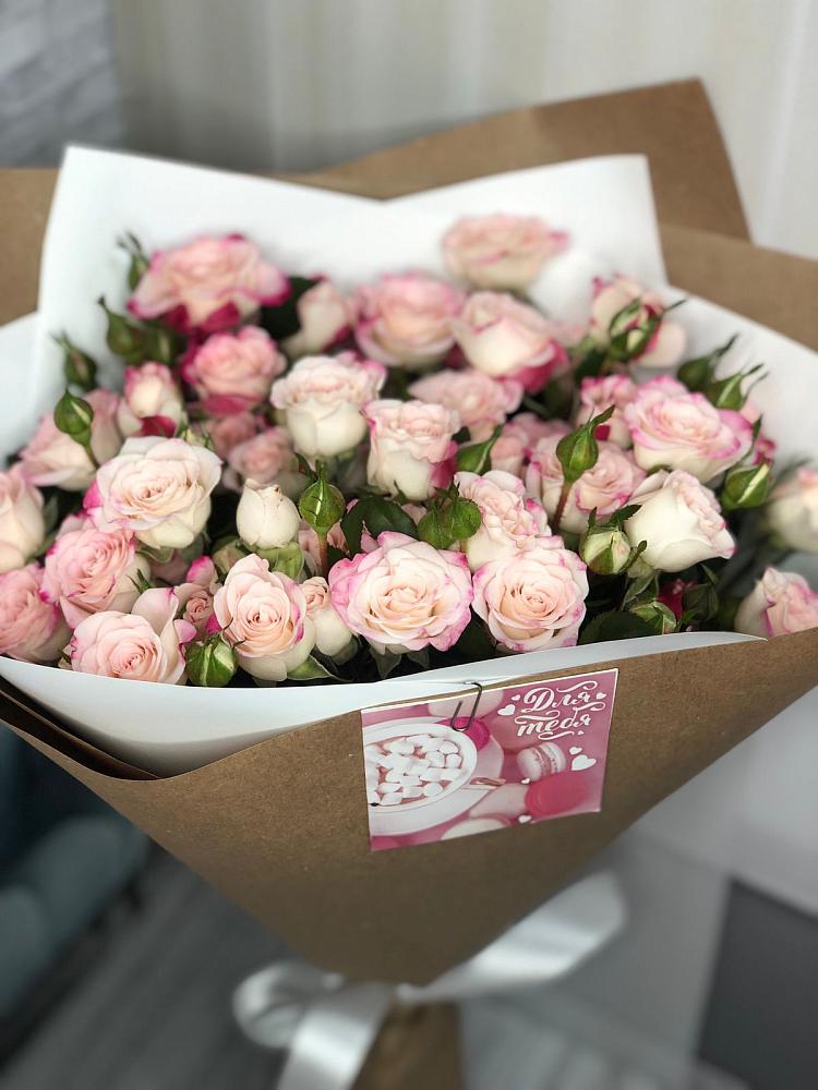 Букет цветов из: Розы в Ермолино Новгородская область