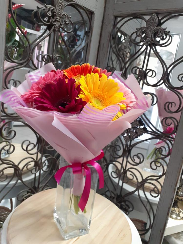 Букет цветов из: Герберы в Ермолино Новгородская область