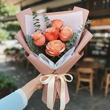 Букет цветов из:  Розы в Ермолино Новгородская область