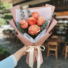 Букет цветов из:  Розы в Ермолино Новгородская область