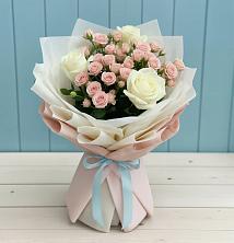 Букет цветов из:  Розы в Ермолино Новгородская область
