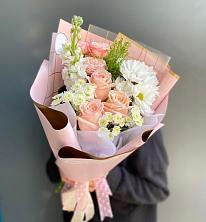 Букет цветов из:  Хризантемы и Розы в Ермолино Новгородская область