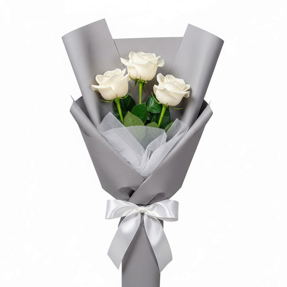 Букет 3 белые розы в Ермолино Новгородская область