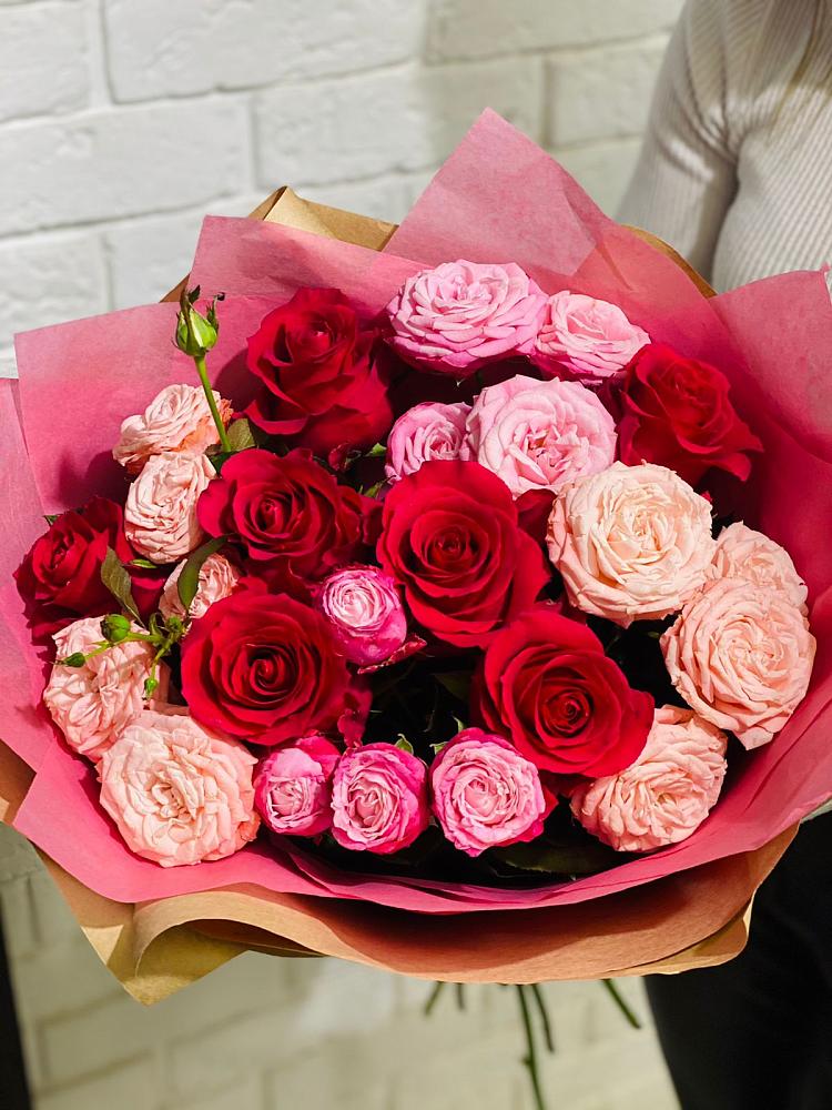 Букет цветов из: Розы в Ермолино Новгородская область