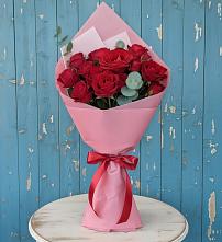 Букет цветов из:  Розы в Ермолино Новгородская область