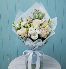 Букет цветов из:  Розы и Лизиантусы в Ермолино Новгородская область