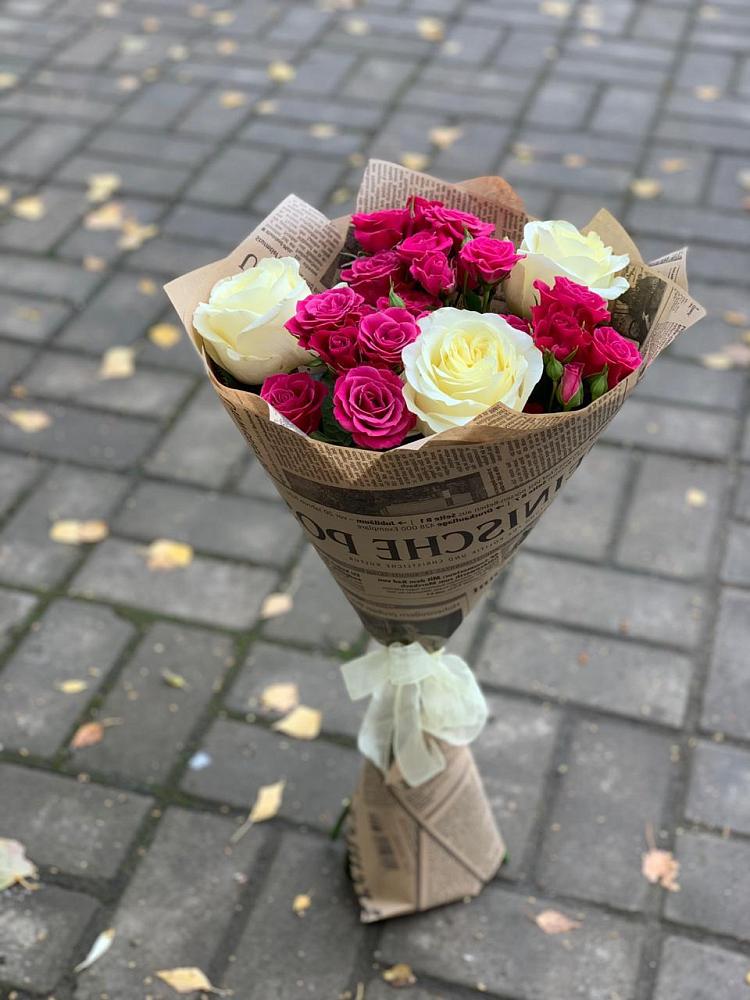 Букет цветов из: Розы в Ермолино Новгородская область