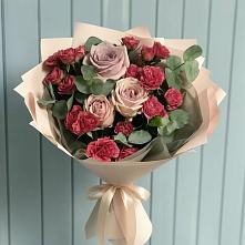 Букет цветов из:  Гвоздики и Розы в Ермолино Новгородская область