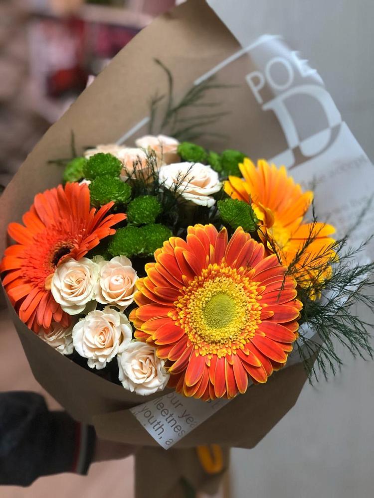 Букет цветов из: Герберы, Хризантемы и Розы в Ермолино Новгородская область